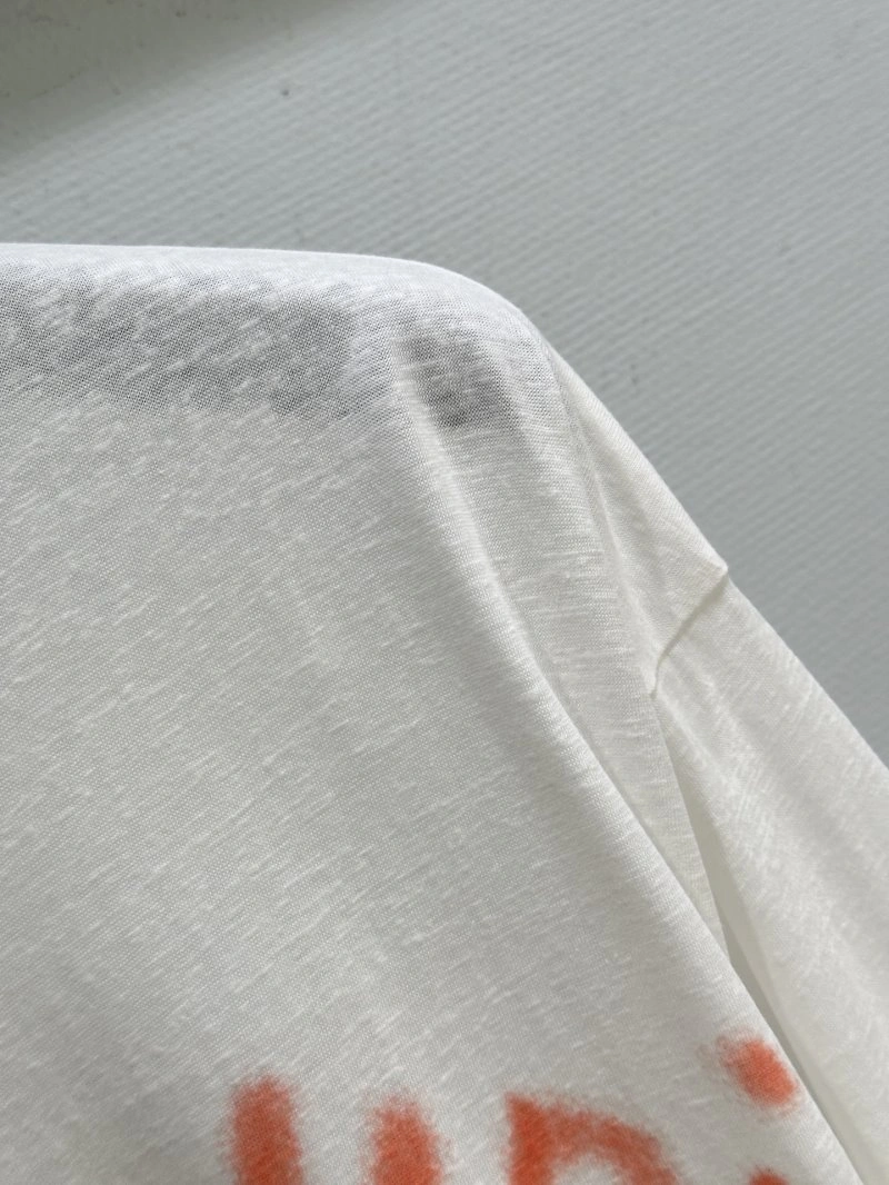 Effortless Unclassified Brand T-Shirts 153406