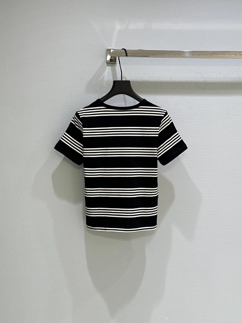 Sleek Unclassified Brand T-Shirts 153420