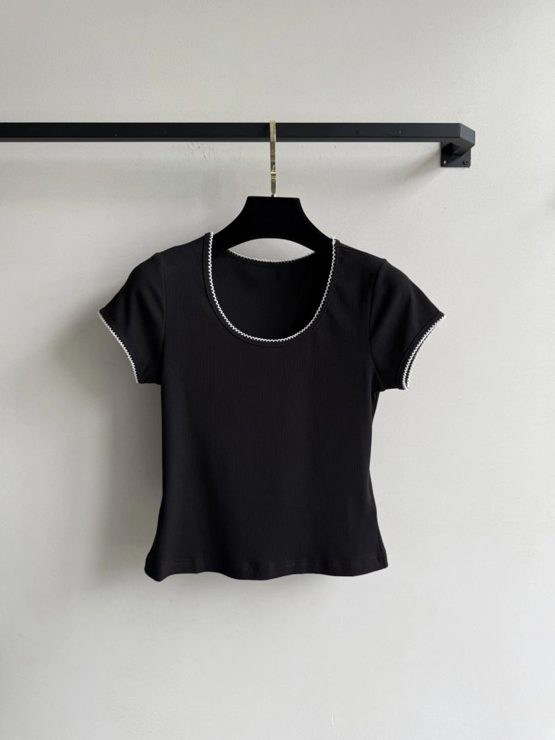 Unique Unclassified Brand T-Shirts 153426