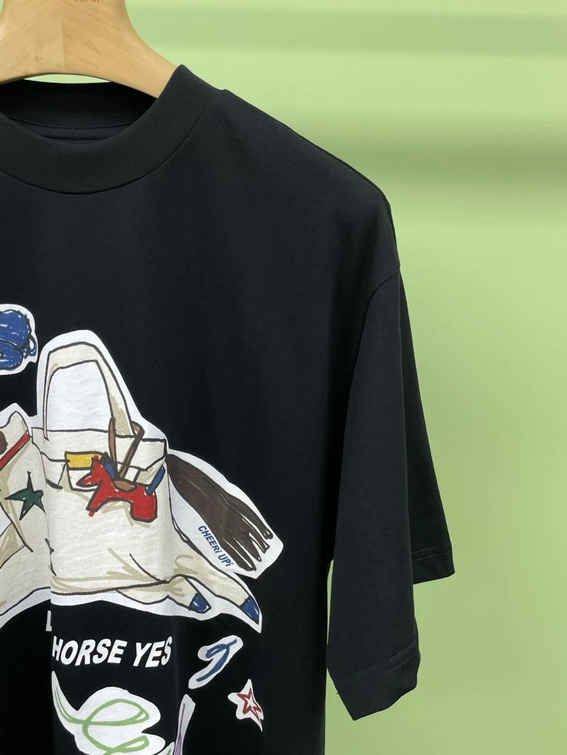WellDesigned Unclassified Brand T-Shirts 153404