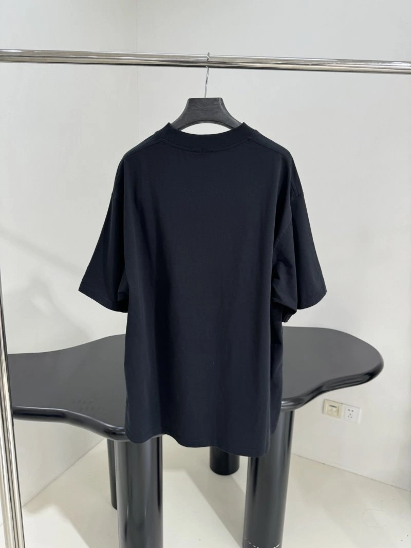 Lightweight Unclassified Brand T-Shirts 153380
