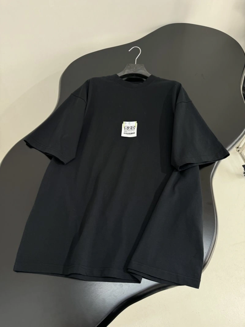 Lightweight Unclassified Brand T-Shirts 153380