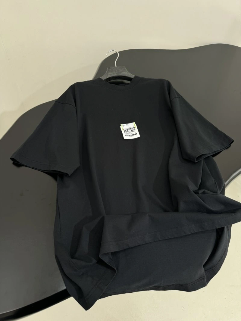 Lightweight Unclassified Brand T-Shirts 153380