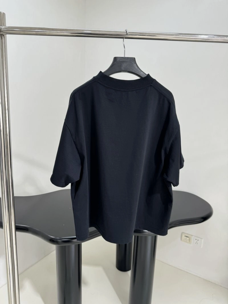Fashionable Unclassified Brand T-Shirts 153379