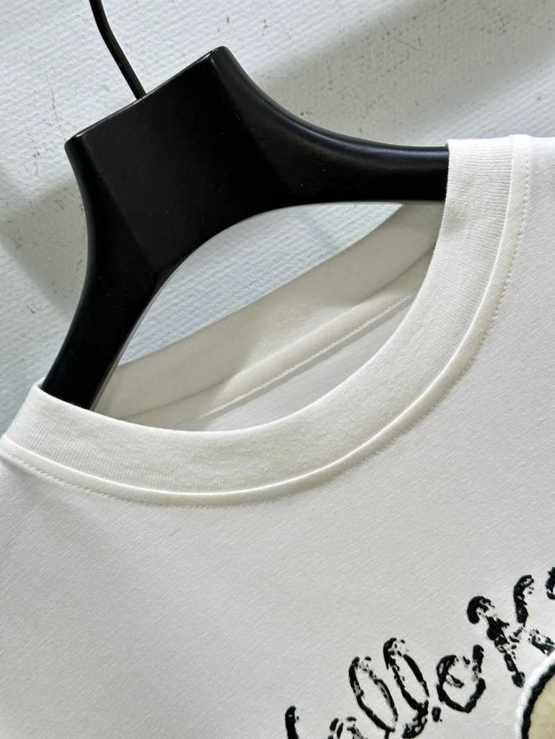 Packable Unclassified Brand T-Shirts 153370
