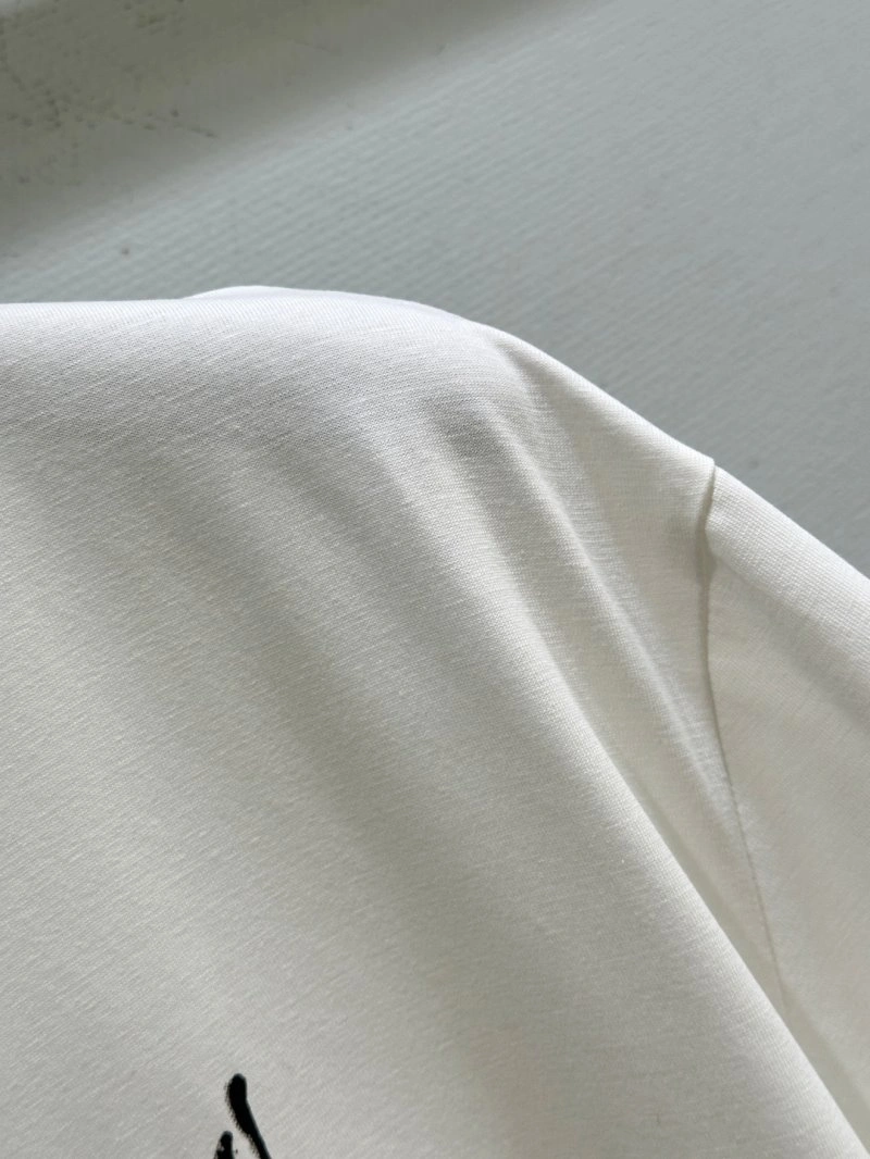 Packable Unclassified Brand T-Shirts 153370