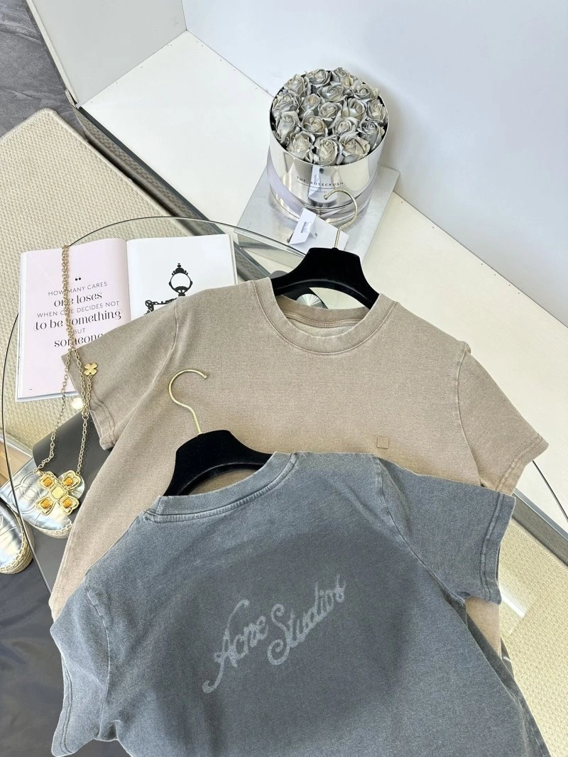 EyeCatching Unclassified Brand T-Shirts 153385