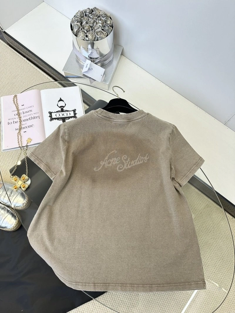 EyeCatching Unclassified Brand T-Shirts 153385