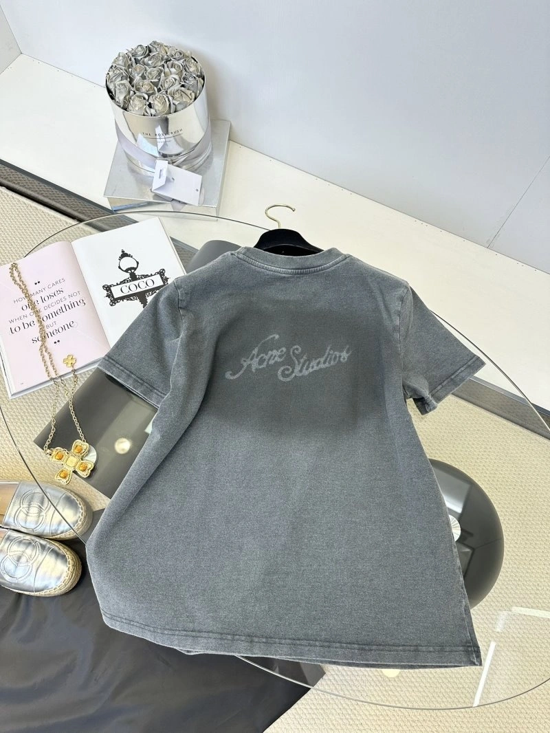 EyeCatching Unclassified Brand T-Shirts 153385