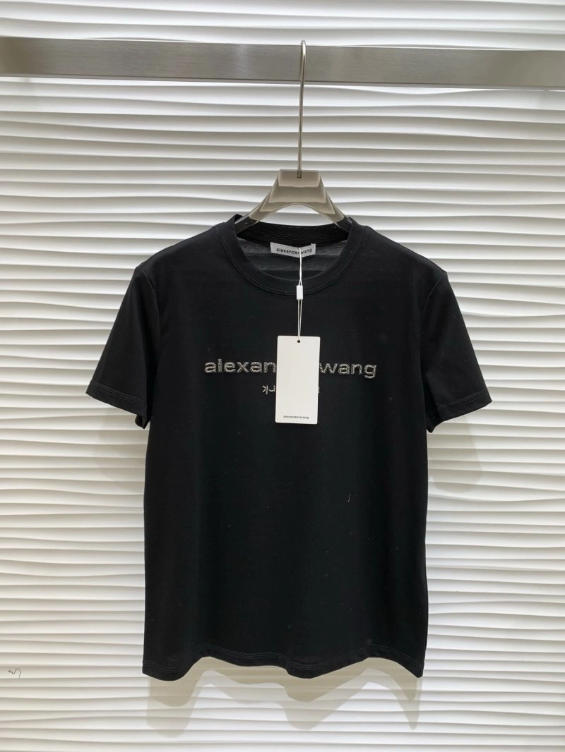 Flexible Unclassified Brand T-Shirts 153353