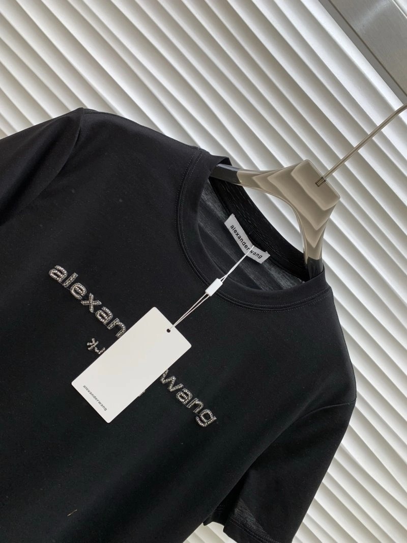 Flexible Unclassified Brand T-Shirts 153353