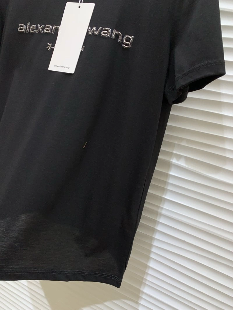 Flexible Unclassified Brand T-Shirts 153353