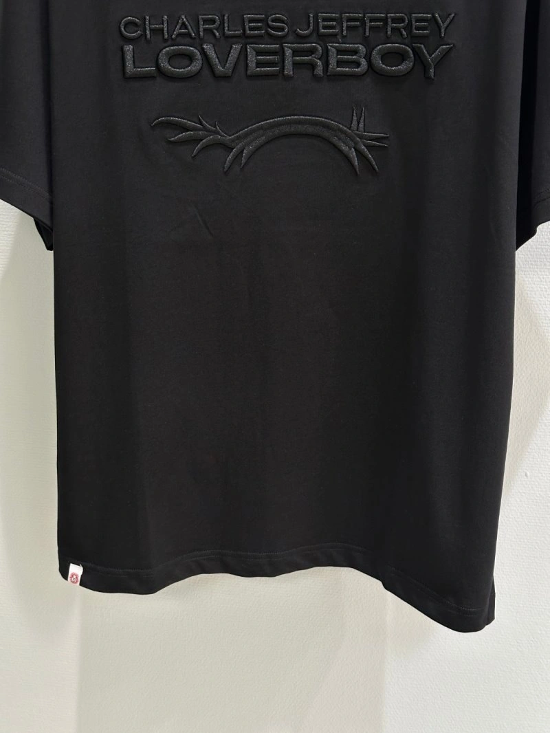 Colorful Unclassified Brand T-Shirts 153342