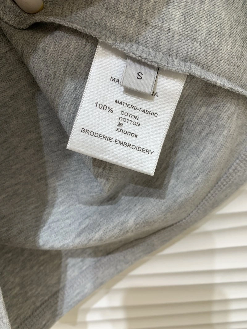 Functional Unclassified Brand T-Shirts 153318
