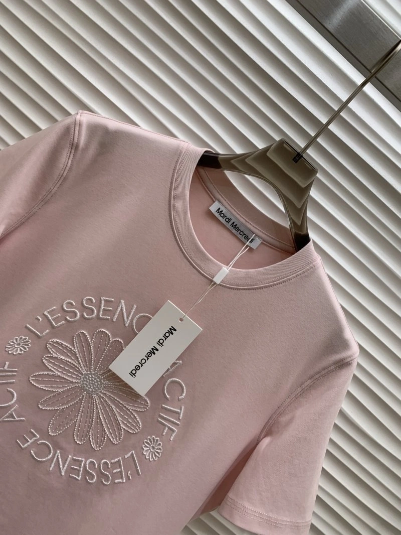 Youthful Unclassified Brand T-Shirts 153322