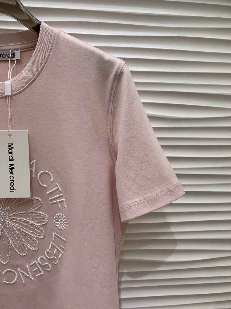 Youthful Unclassified Brand T-Shirts 153322