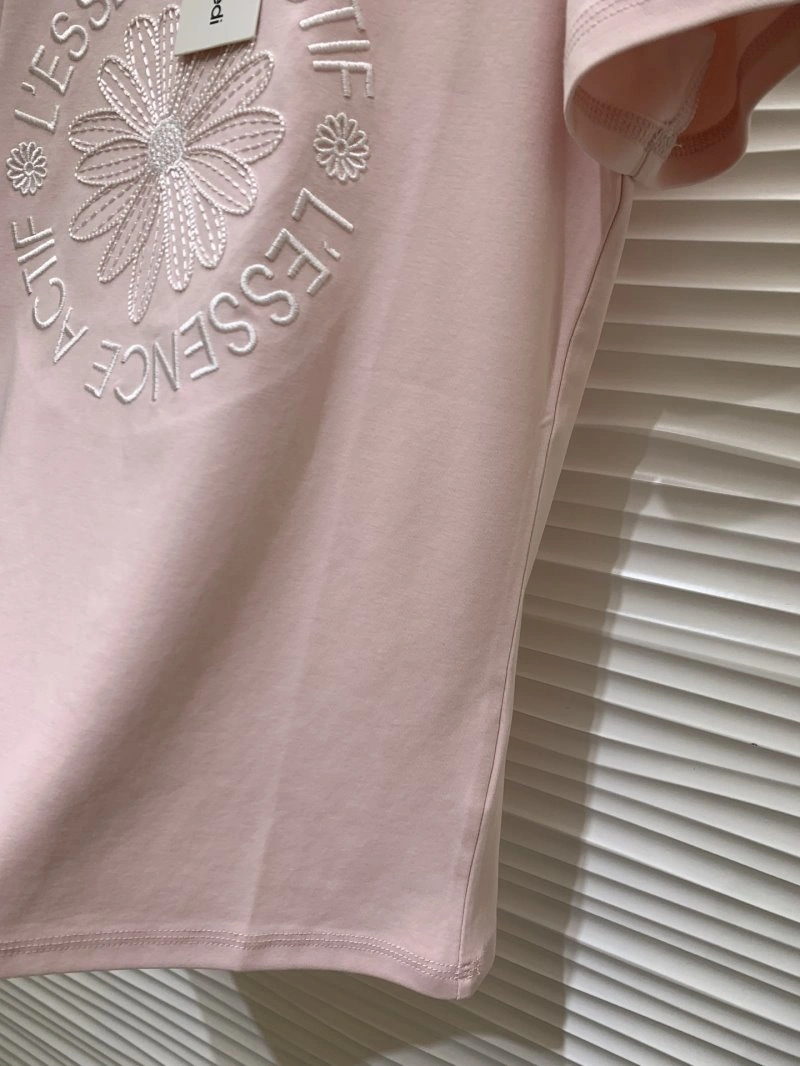 Youthful Unclassified Brand T-Shirts 153322