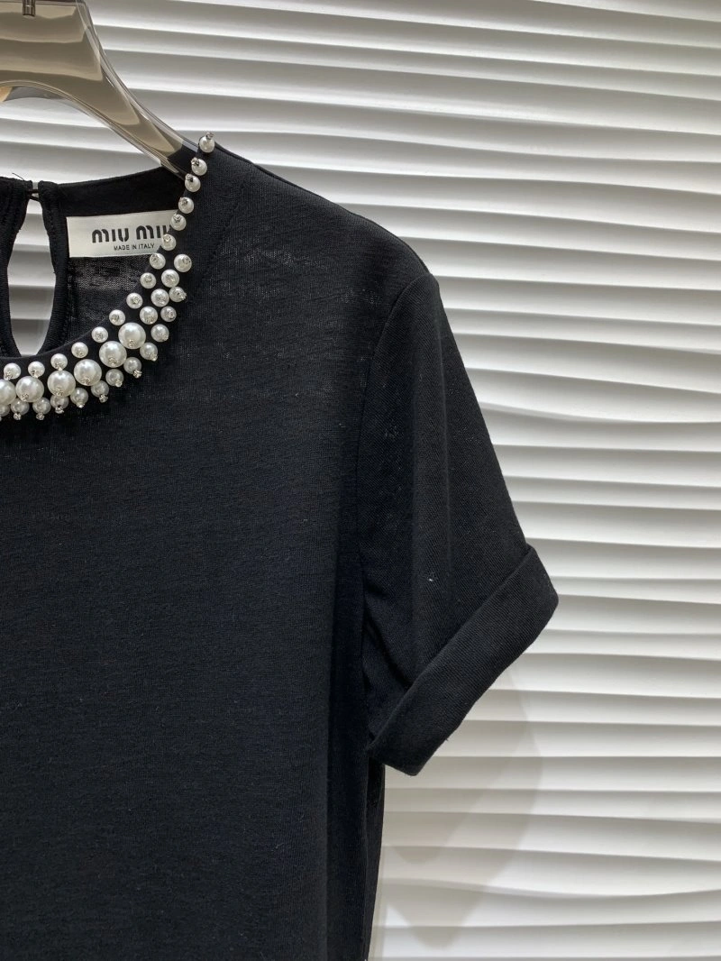 Trendy Unclassified Brand T-Shirts 153308