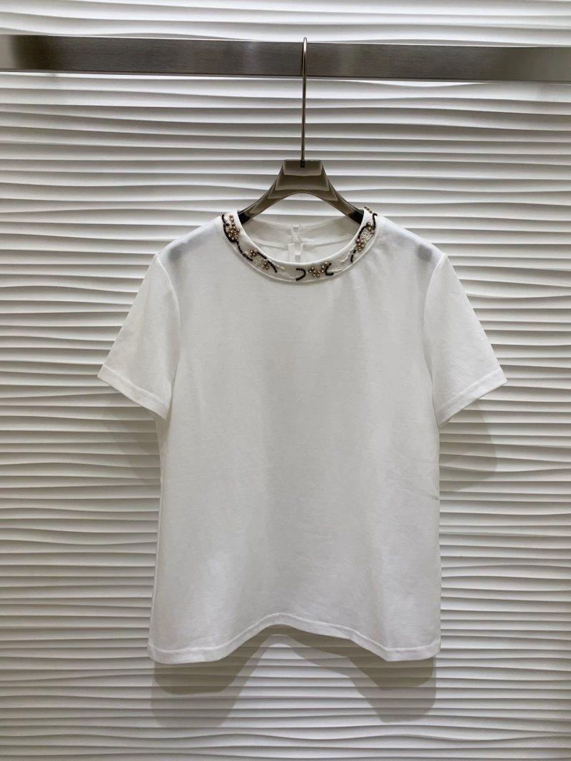 Versatile Unclassified Brand T-Shirts 153315
