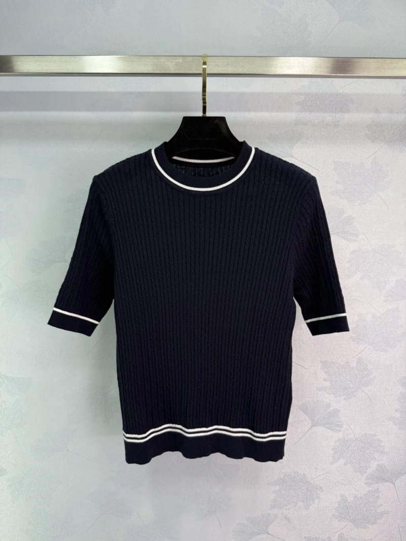 Functional Unclassified Brand T-Shirts 153309