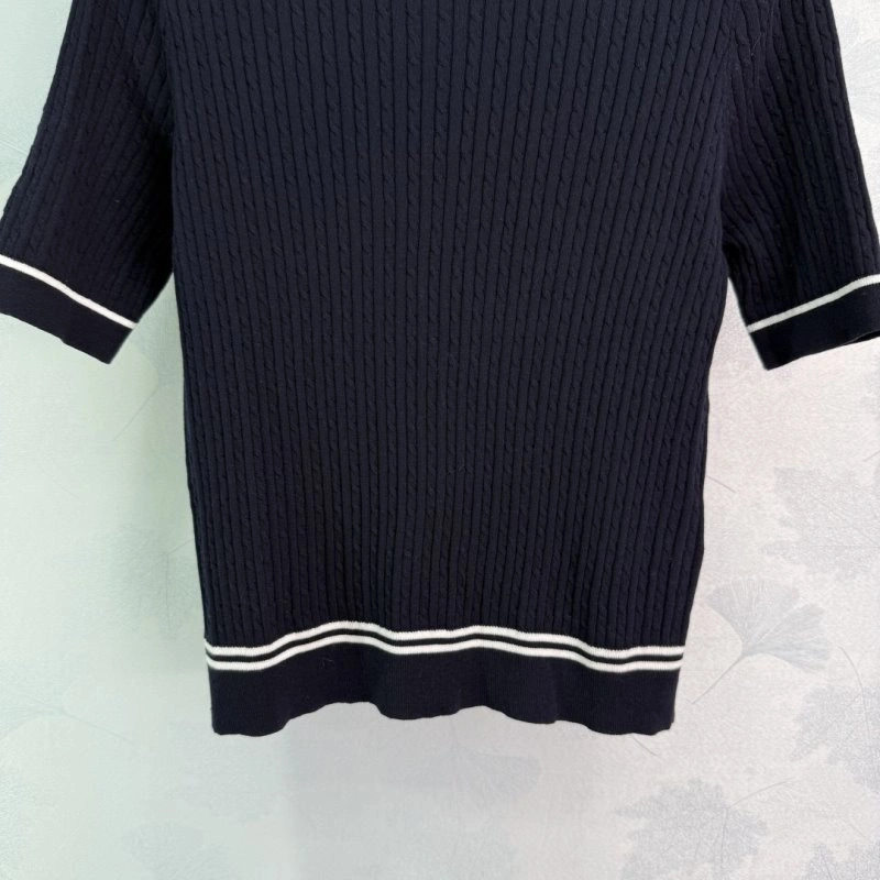Functional Unclassified Brand T-Shirts 153309