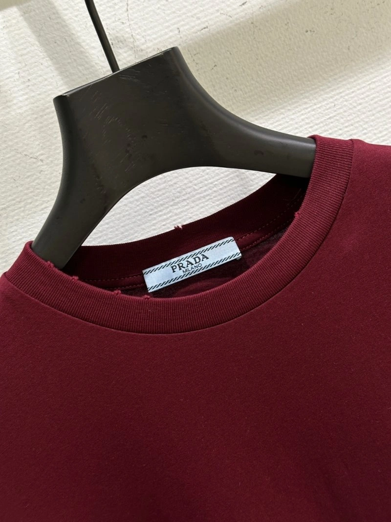 Trendsetting Unclassified Brand T-Shirts 153292