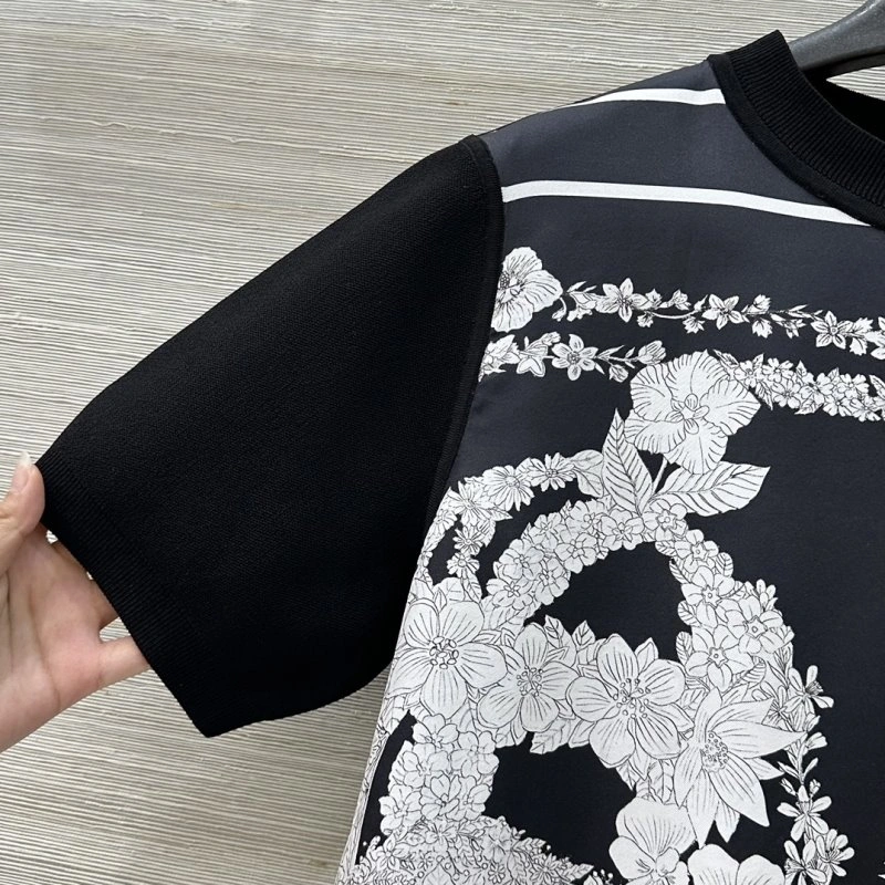 SoftTouch Unclassified Brand T-Shirts 153277