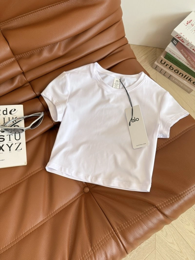 WrinkleFree Unclassified Brand T-Shirts 153285