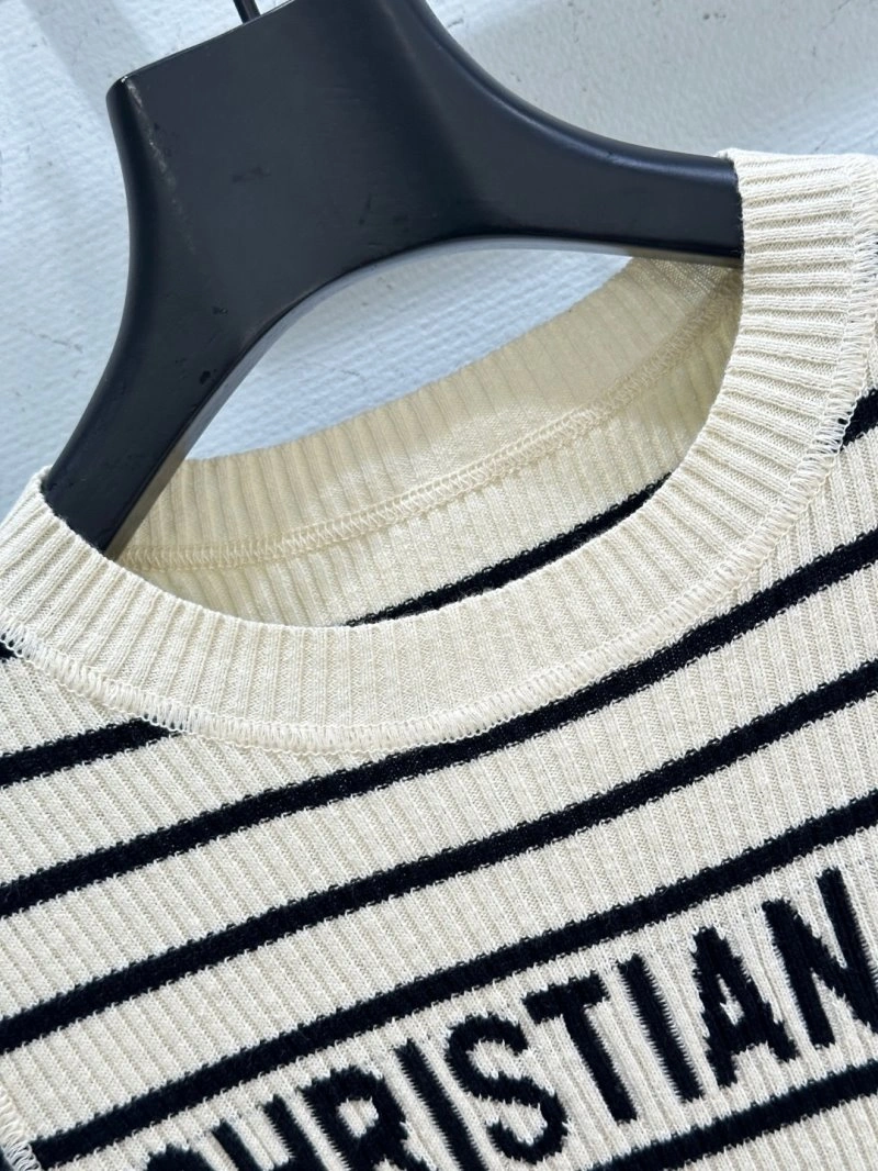 Sophisticated Unclassified Brand T-Shirts 152518