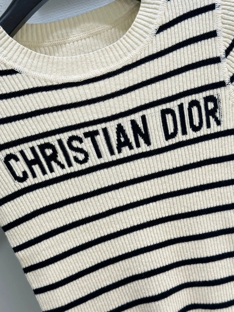 Sophisticated Unclassified Brand T-Shirts 152518