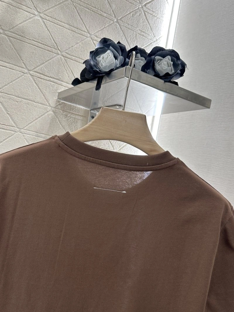 Attractive Unclassified Brand T-Shirts 152466