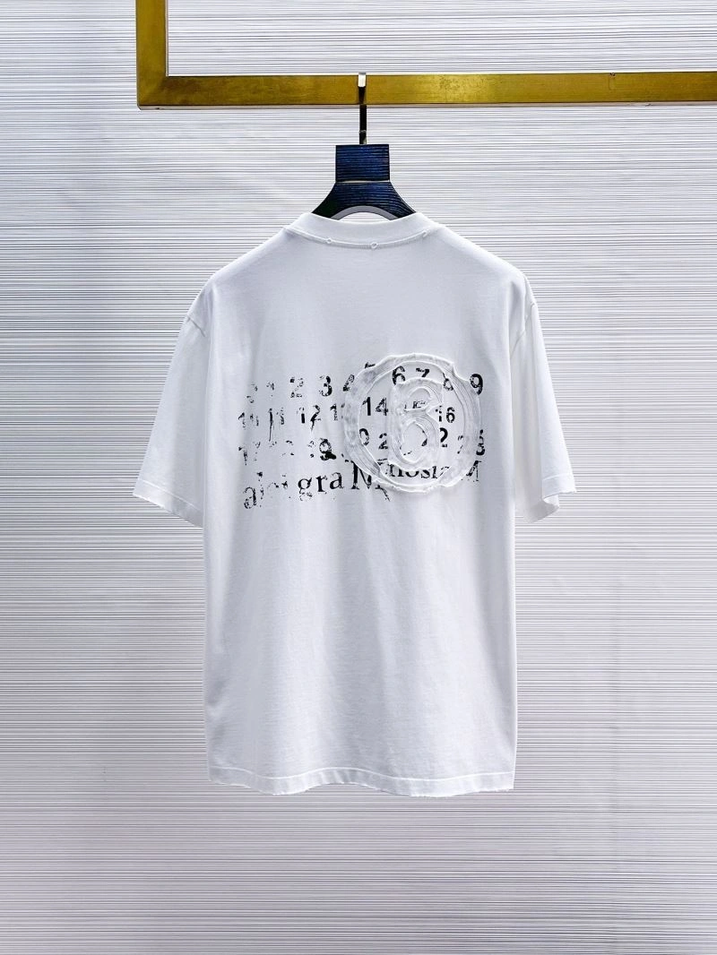 Classic Unclassified Brand T-Shirts 158125