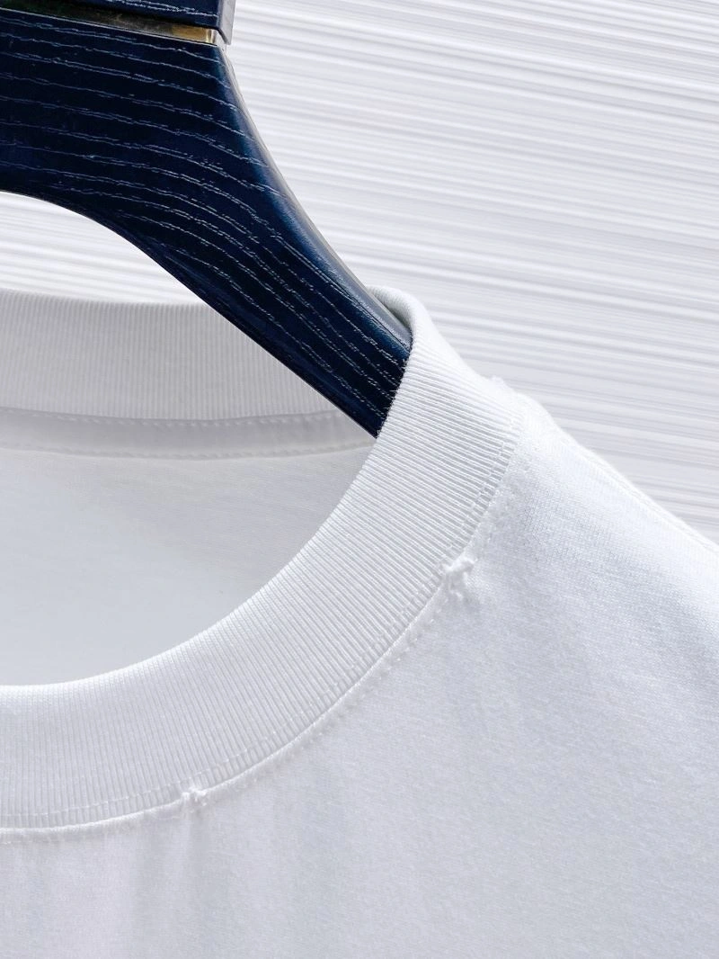 Classic Unclassified Brand T-Shirts 158125