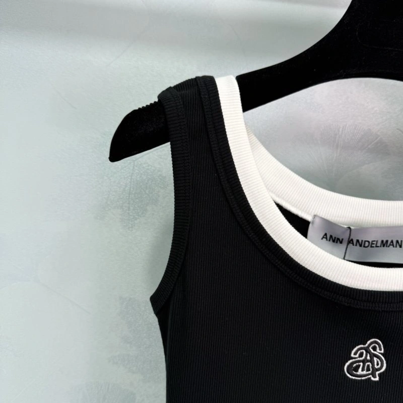 SportInspired Unclassified Brand Vest 150237
