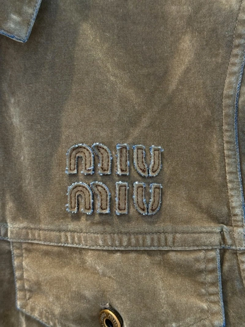 Unisex Unclassified Brand Vest 150255