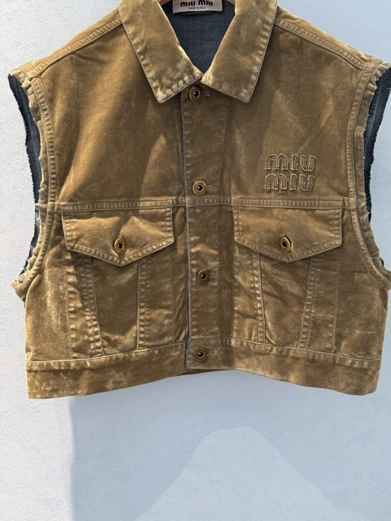 Unisex Unclassified Brand Vest 150255