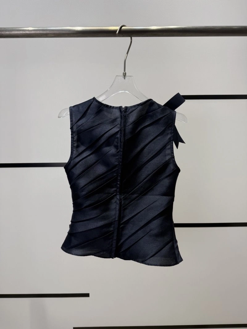 Functional Unclassified Brand Vest 150226
