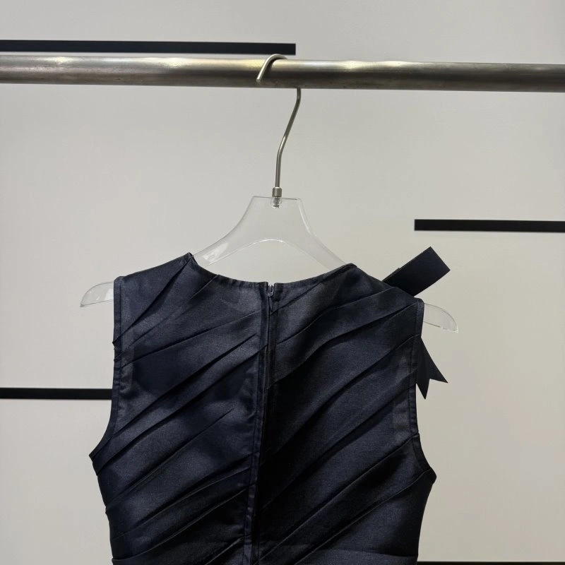 Functional Unclassified Brand Vest 150226