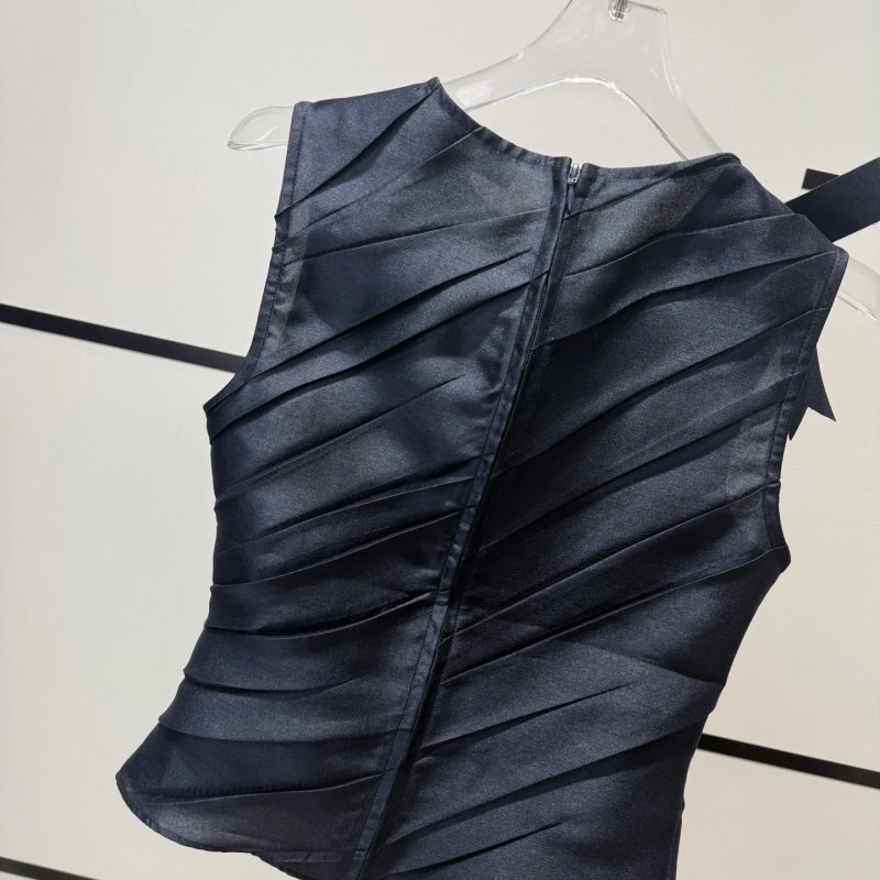 Functional Unclassified Brand Vest 150226