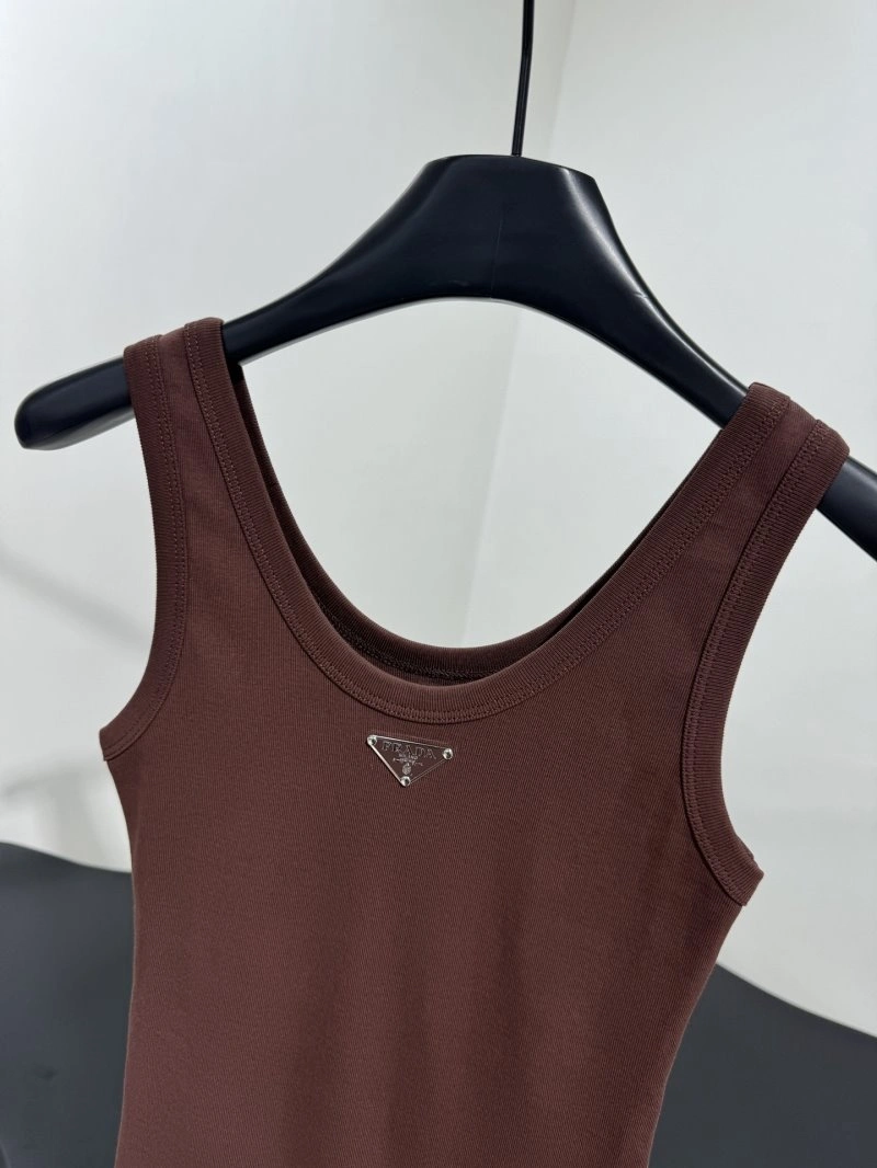 WrinkleFree Unclassified Brand Vest 150245