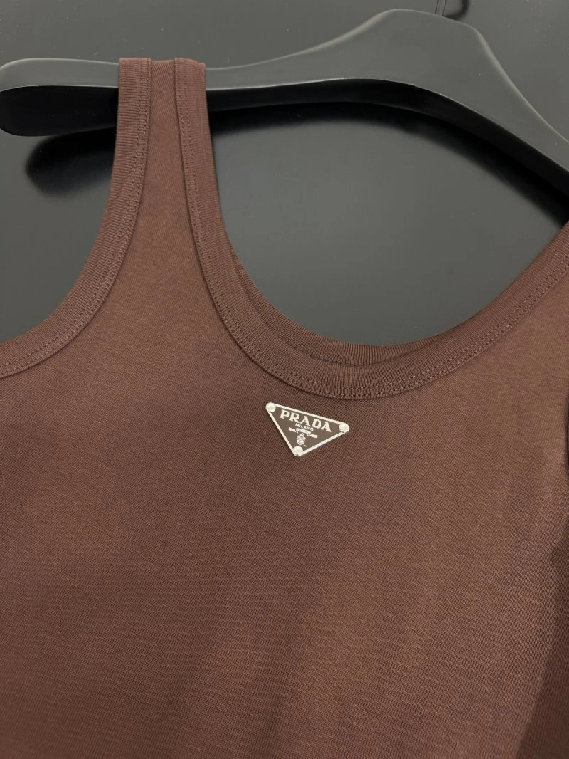 WrinkleFree Unclassified Brand Vest 150245