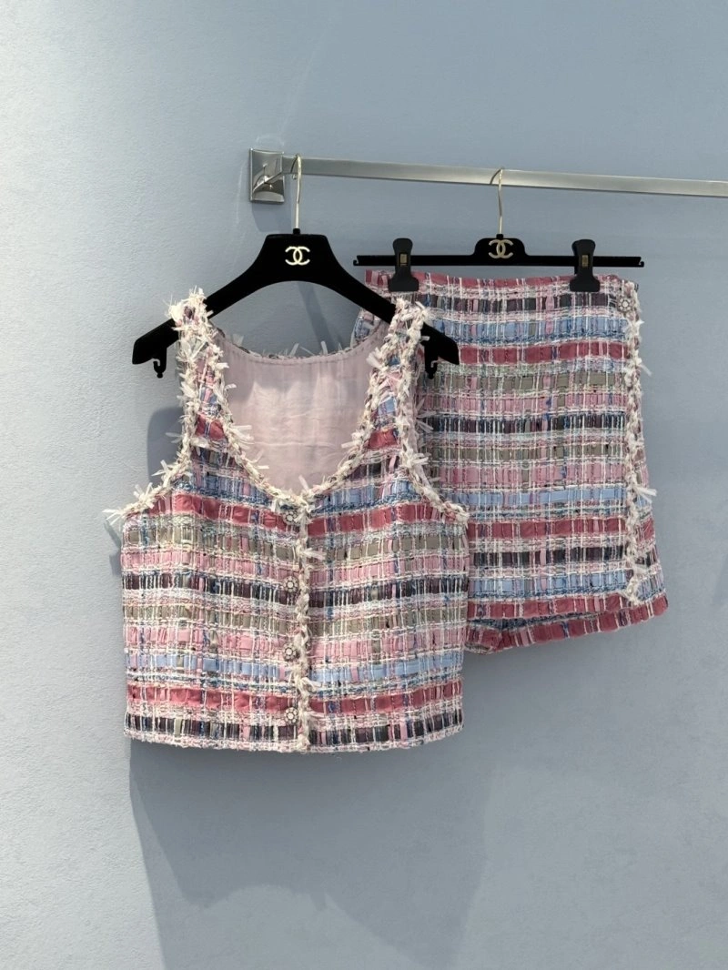 Attractive Unclassified Brand Vest 155288