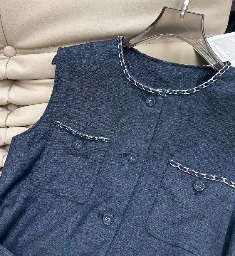 Packable Unclassified Brand Vest 146997