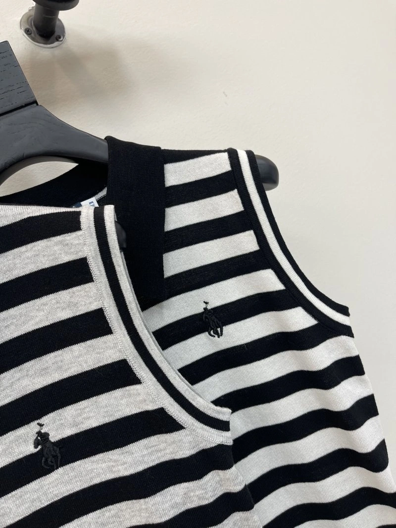 FreshLook Unclassified Brand Vest 146976