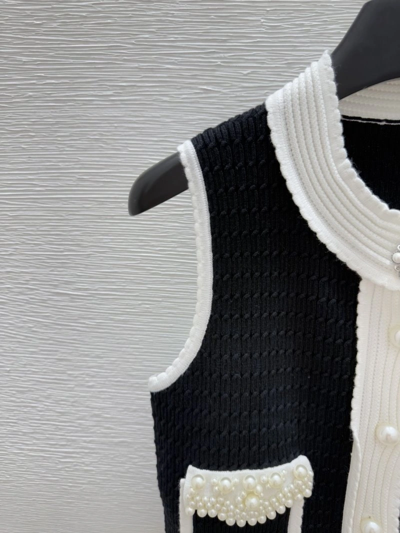 Resilient Unclassified Brand Vest 146972