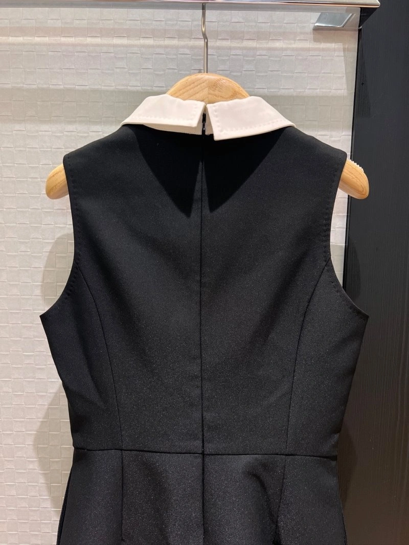 Unclassified Brand Vest Sustainable 146973