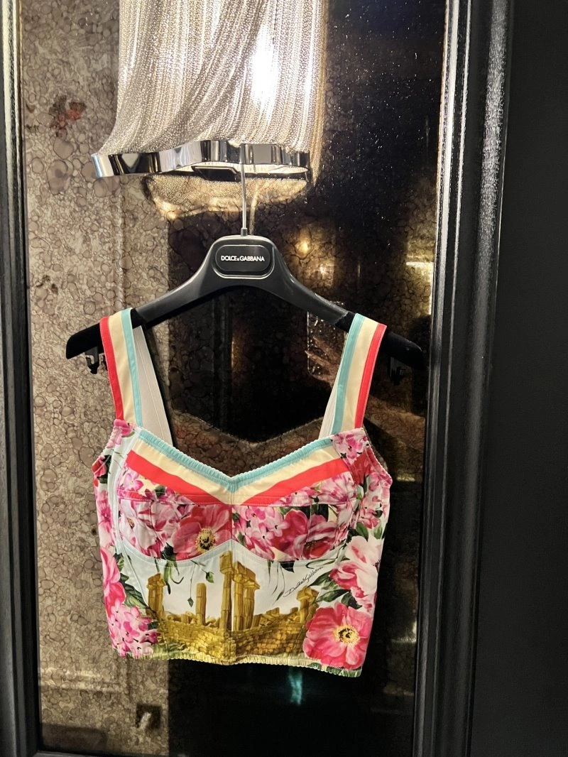 Chic Unclassified Brand Vest 146915
