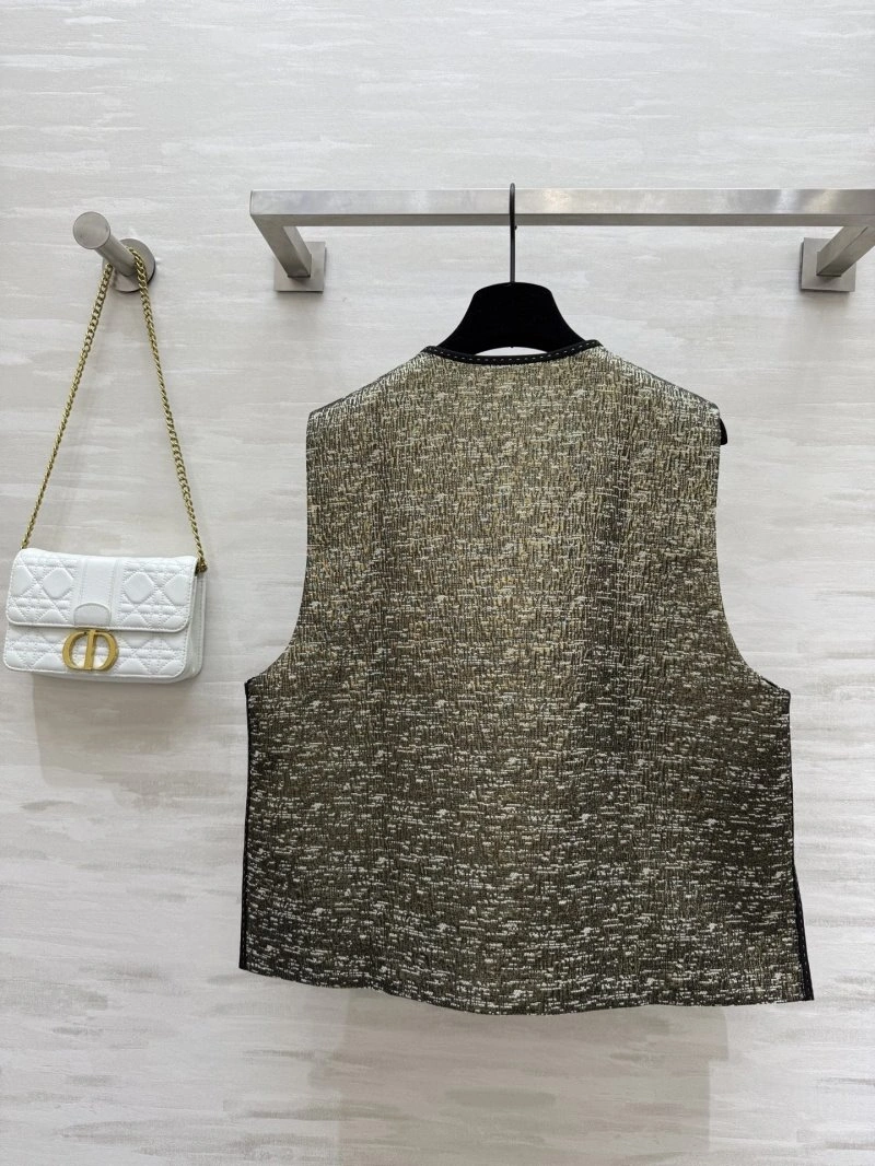 TimelessDesign Unclassified Brand Vest 153281