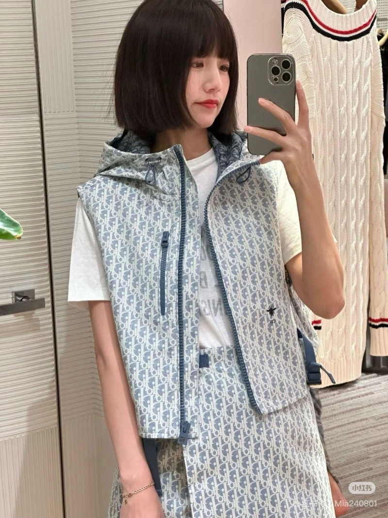 Timeless Unclassified Brand Vest 153231