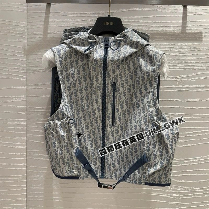 Timeless Unclassified Brand Vest 153231